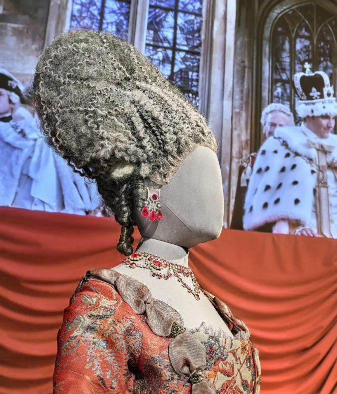 Tall wig