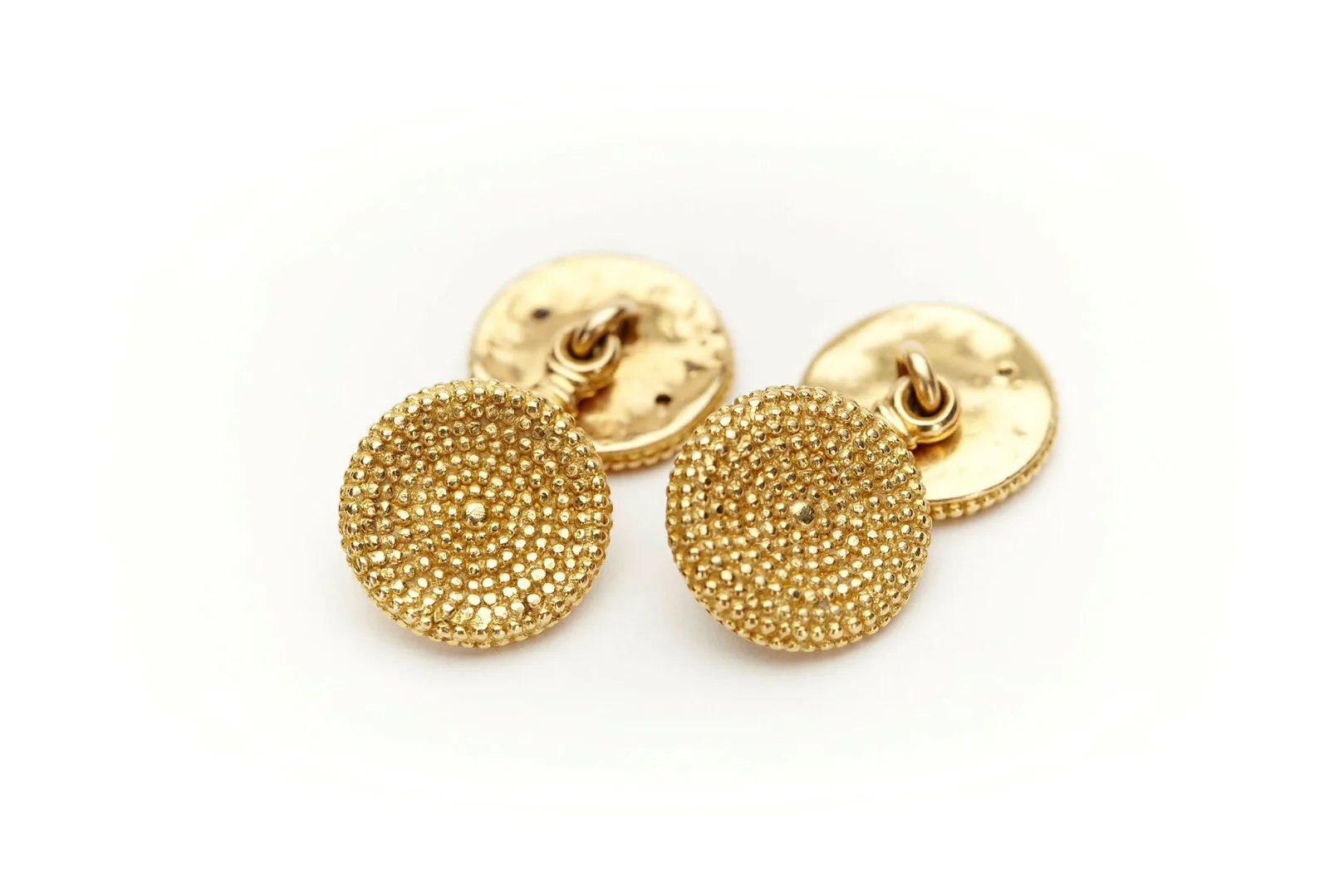 dd515850-d521-4ec9-bee8-da66e24d0d0c